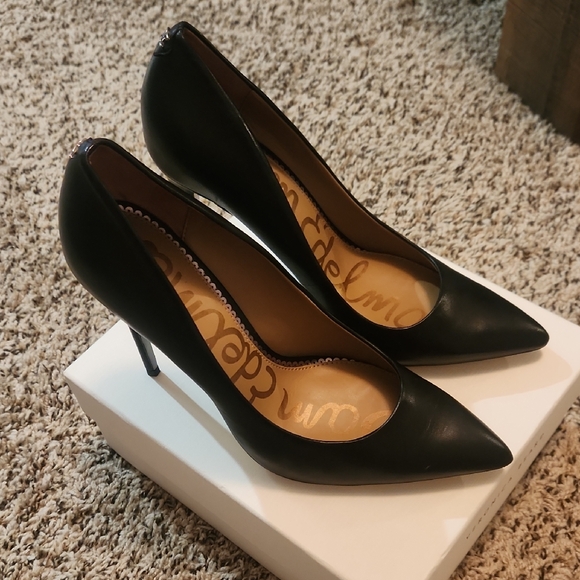 Sam Edelman Black Women's Pumps - Picture 1 of 4